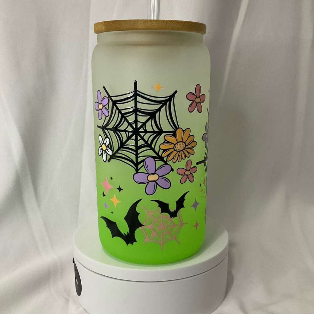🔥$15 SALE🔥16Ounce Handmade Green Frosted Glass Can Cup W/Lid &Straw Web Floral